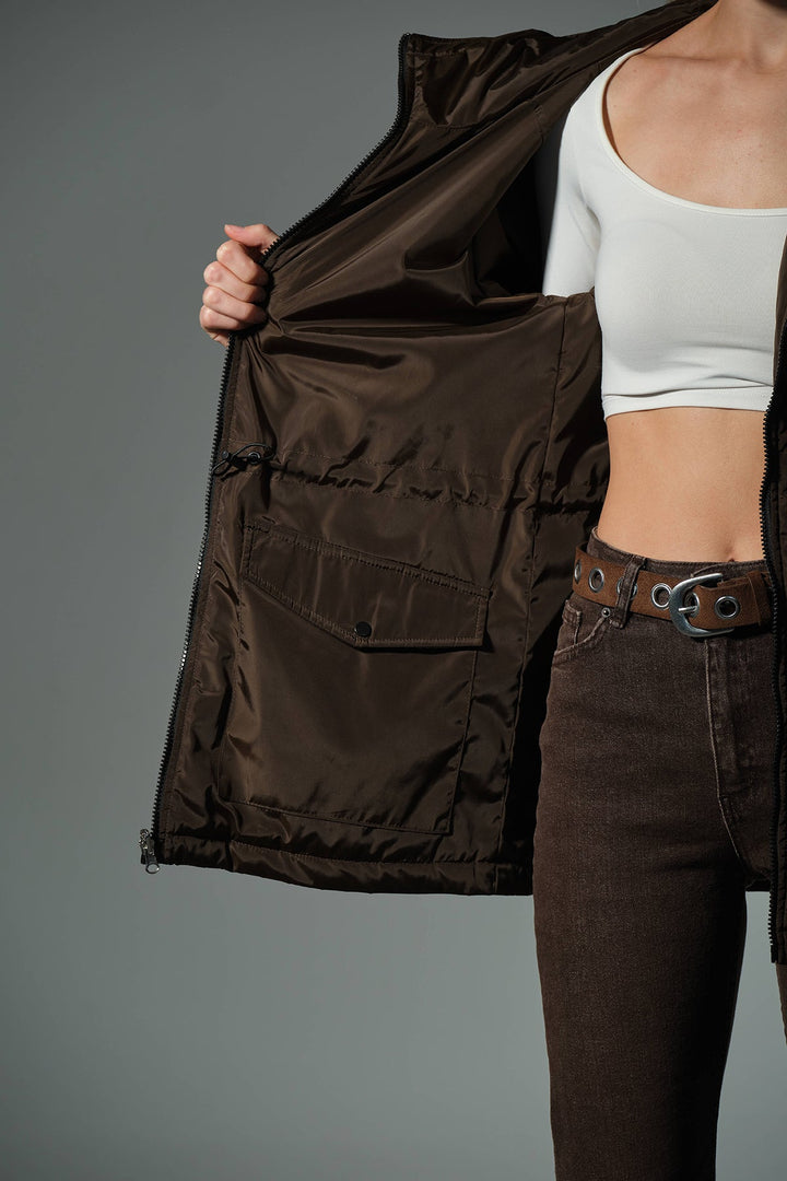 Çift taraflı bir tarafı peluş bir tarafı su itici mikro Fermuarlı Kapüşonlu Kadın Mont @Varoni Maule