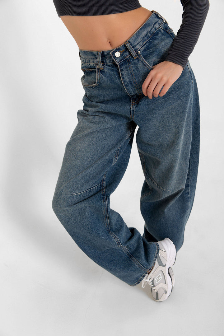 Toka Detaylı Bol Kesim Geniş Paça Rahat Baggy Jean Kot Salaş Kadın Pantolon @Milano Maule