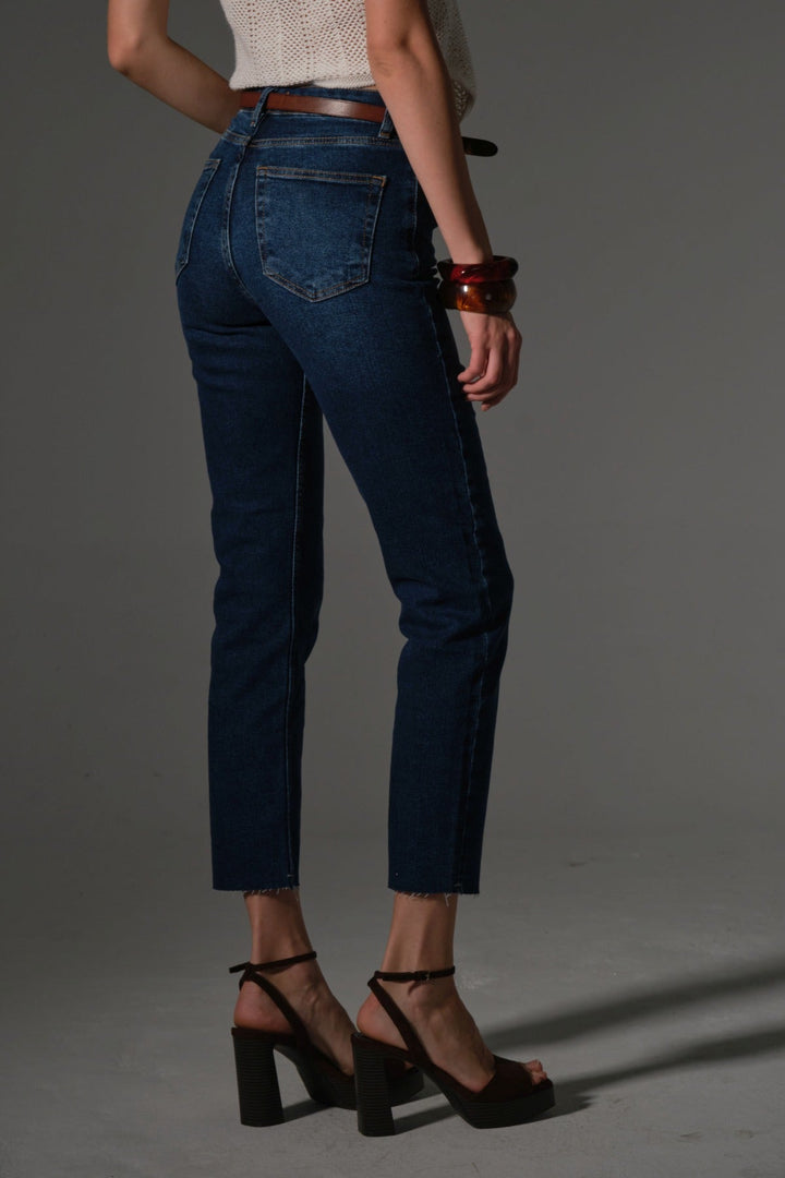 Esnek Pamuklu Kumaş Kesik Paça  5 cep Skinny Slim  Kadın Jean Pantolon @Kosova Maule