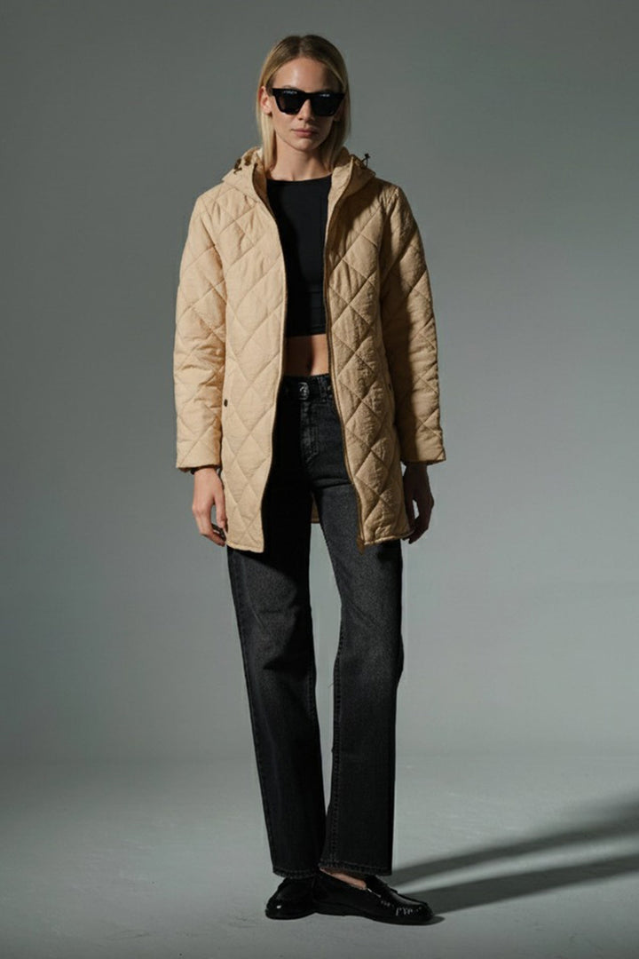 Su iticili baklava desen kapitone kapüşonlu fermuarlı cepli kadın mont @Stokholm Maule