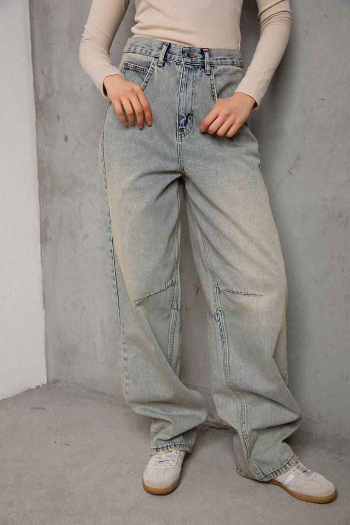 Toka Detaylı Bol Kesim Geniş Paça Rahat Baggy Jean Kot Salaş Kadın Pantolon @Milano Maule