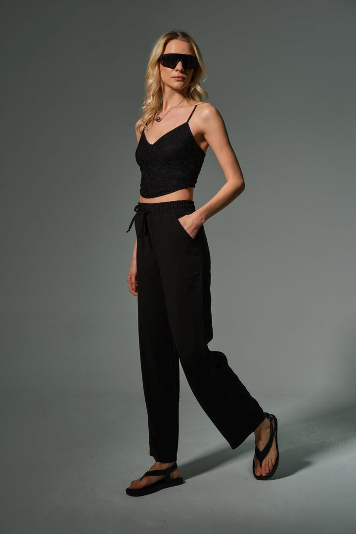 yüksek bel, yapışmaz dökümlü kumaş lastikli palazzo geniş paça kadın pantolon Domoda