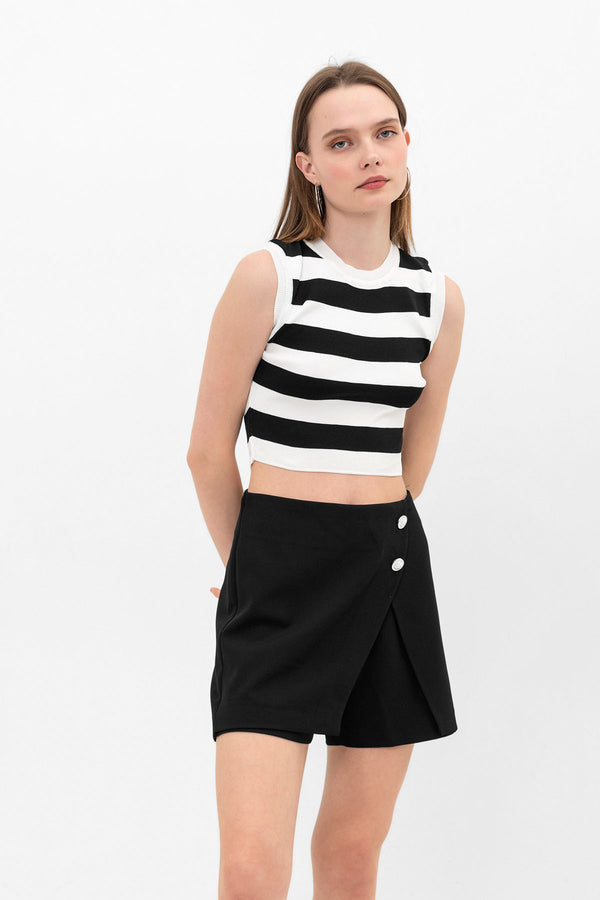 Button Detailed Wrap Asymmetrical Hidden Zipper Women's Shorts Skirt