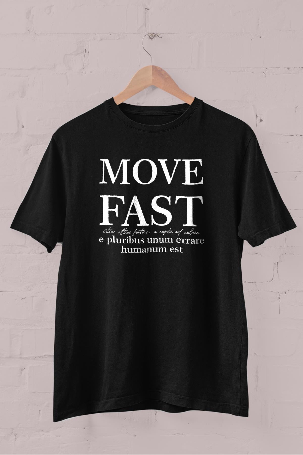 Move Fast Slogan Printed Crew Neck Men's T -shirt