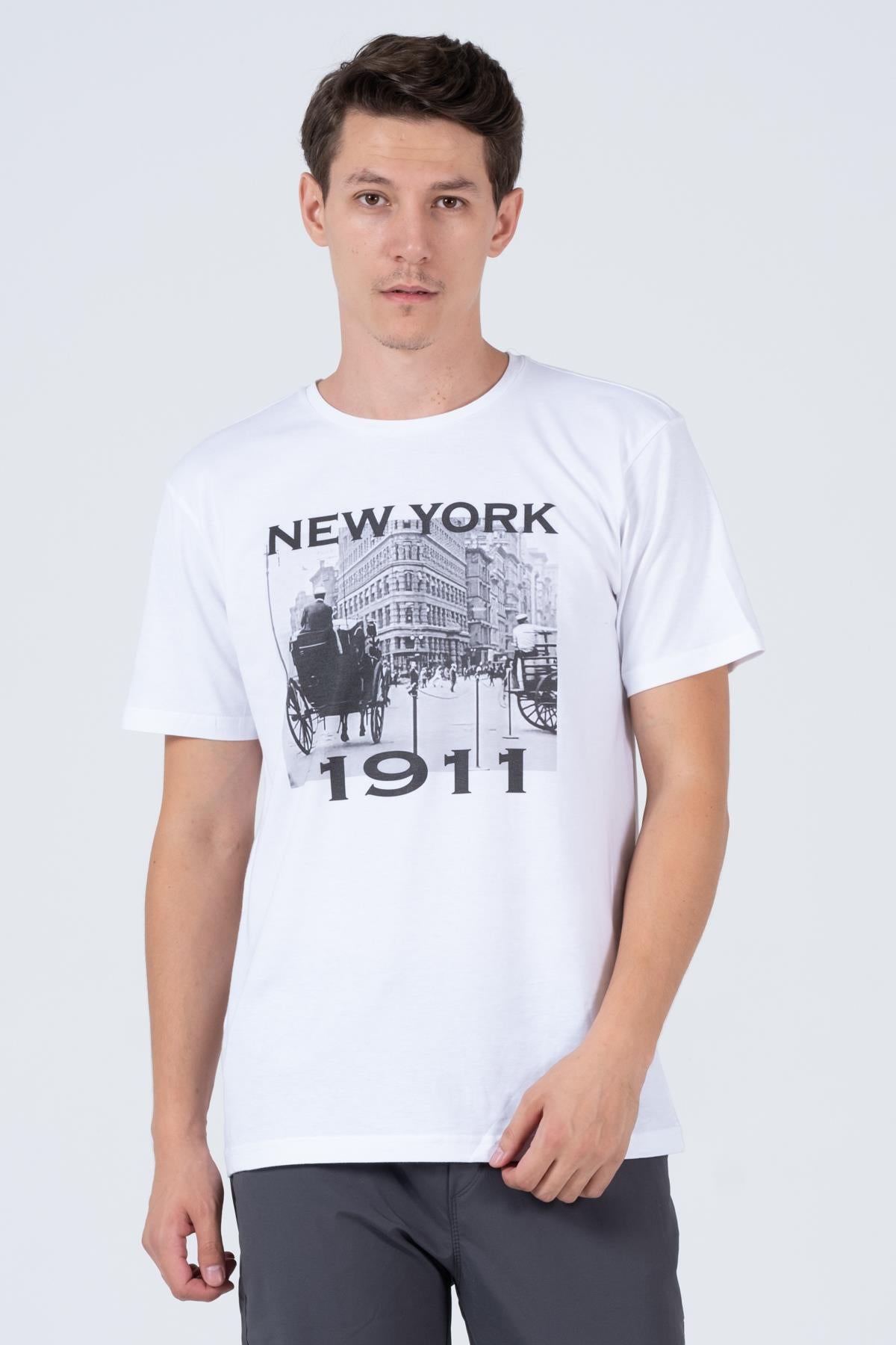 New York 1911 Baskılı Bisiklet Yaka Rahat Reguler Kalıp Erkek Tişört