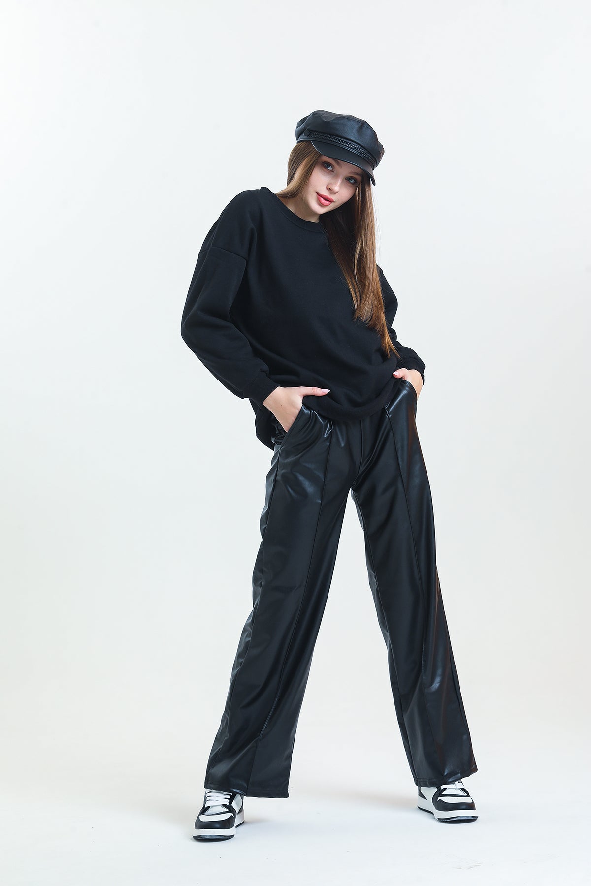 Black Spanish trotter ribbon Ironing track, waist krotea rubber artificial leather women pants